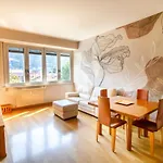 Skyline By Comorooms Apartment