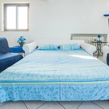 Apartamento Deluxe Skyline Fantastic View Attic 6-7 Guests, One Bathroom, With Terrace And Pool Near To 2 Metro Lines And Well Connected To Airport And Train Stationand, Easy Parking Nearby Milão