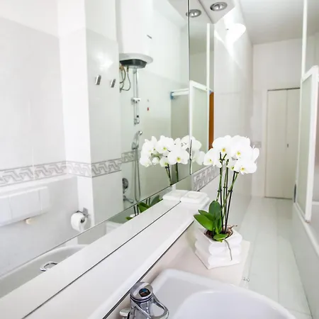 Skyline By Comorooms *