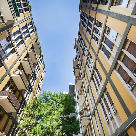 Apartman Skyline By Comorooms *